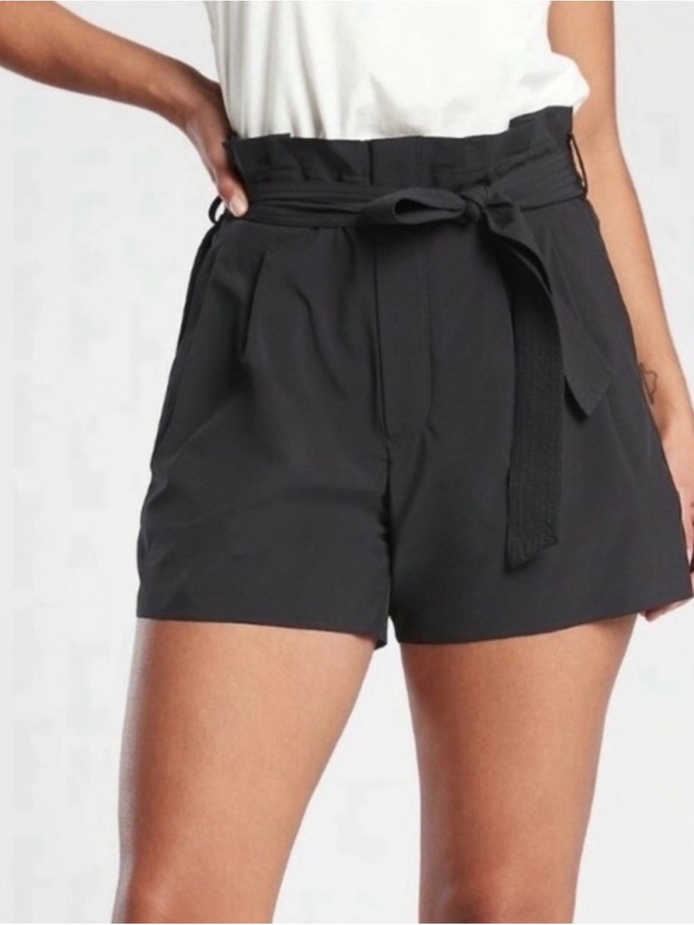 Athleta Black Skyline High Rise Paperbag Shorts 16